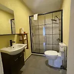 Bed & Breakfast The Local & Provincia di Istanbul