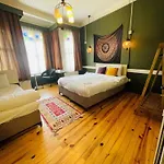 The Local & Bed & Breakfast Provincia di Istanbul