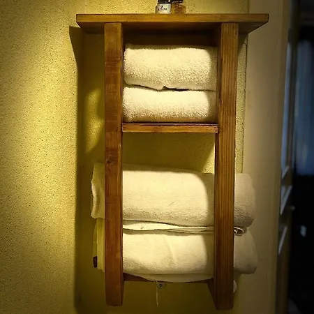 Bed & Breakfast The Local &